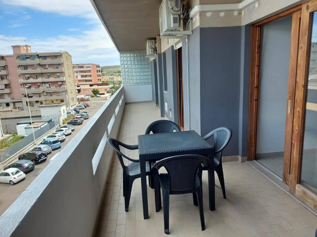 Shardana Apartment Quartu SantʼElena Exterior foto